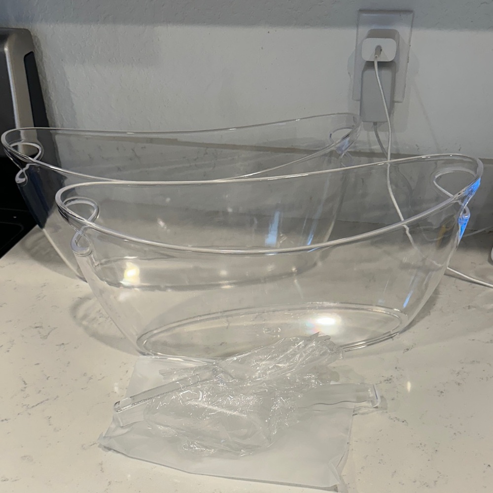Clear Ice Bucket Storage 2 Acrylic containers with scoops Set